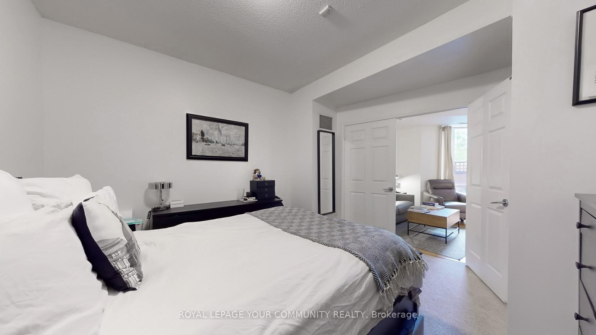 455 Rosewell Avenue Unit 101 photo 12