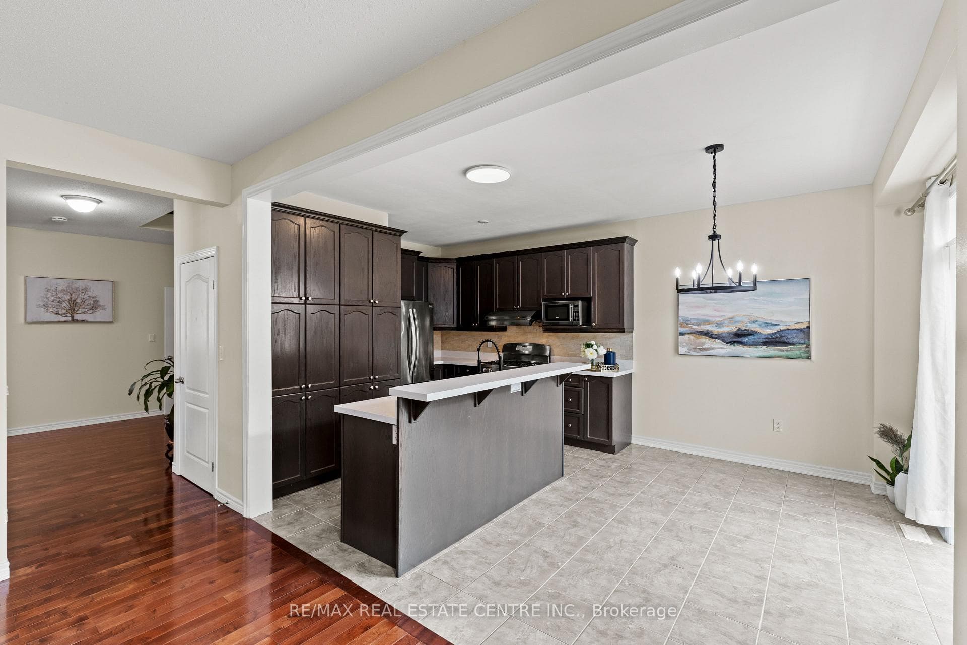 135 Raymond Road photo 12