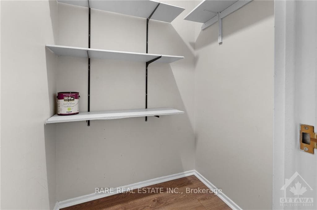 158C MCARTHUR Avenue Unit 709 photo 21