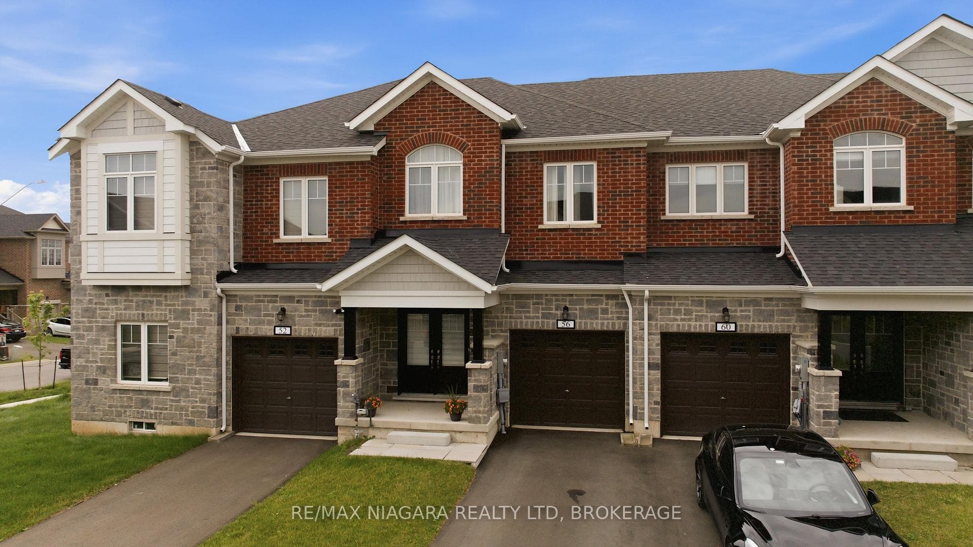 56 Sapphire Way photo 2