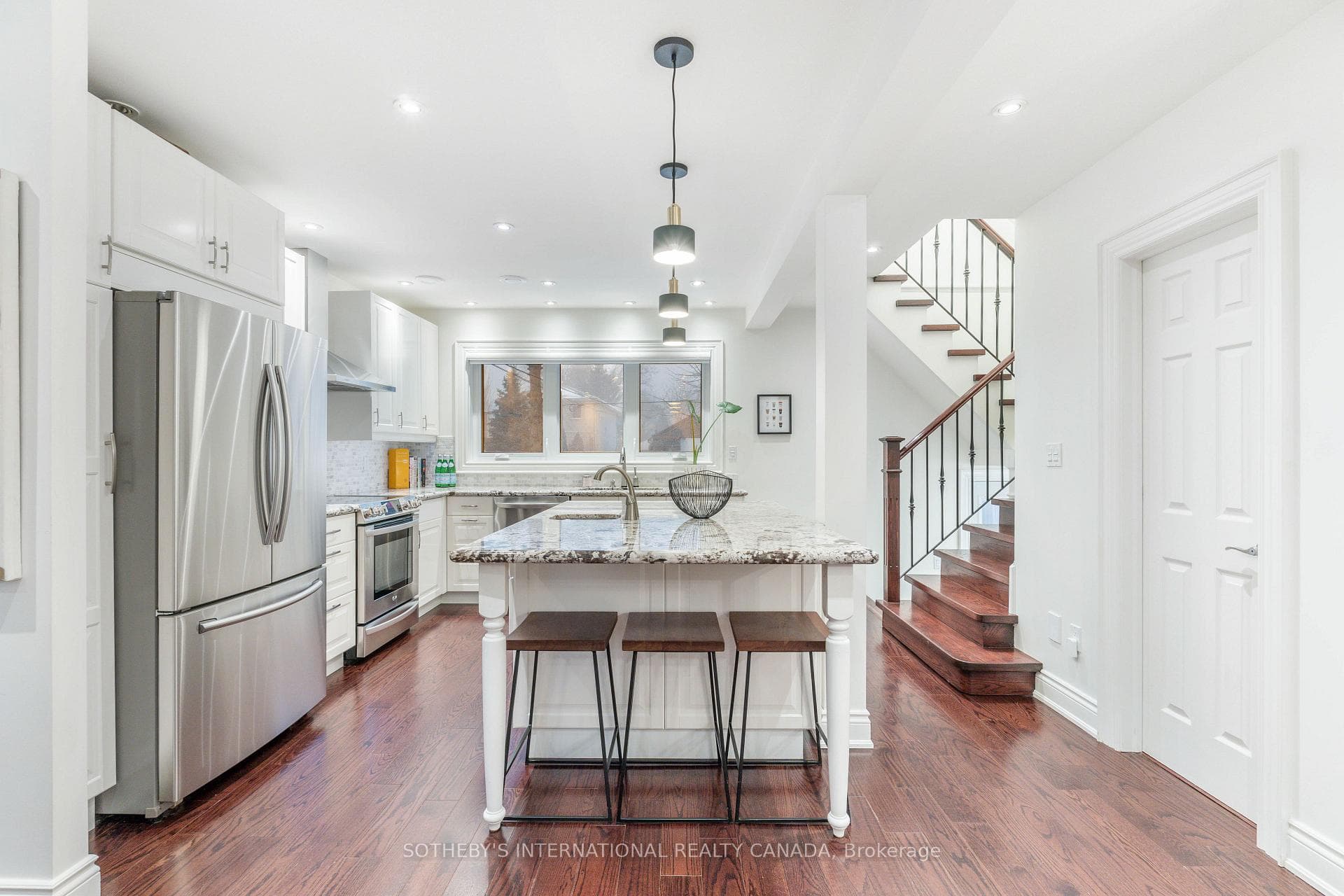 38 Guthrie Avenue photo 9