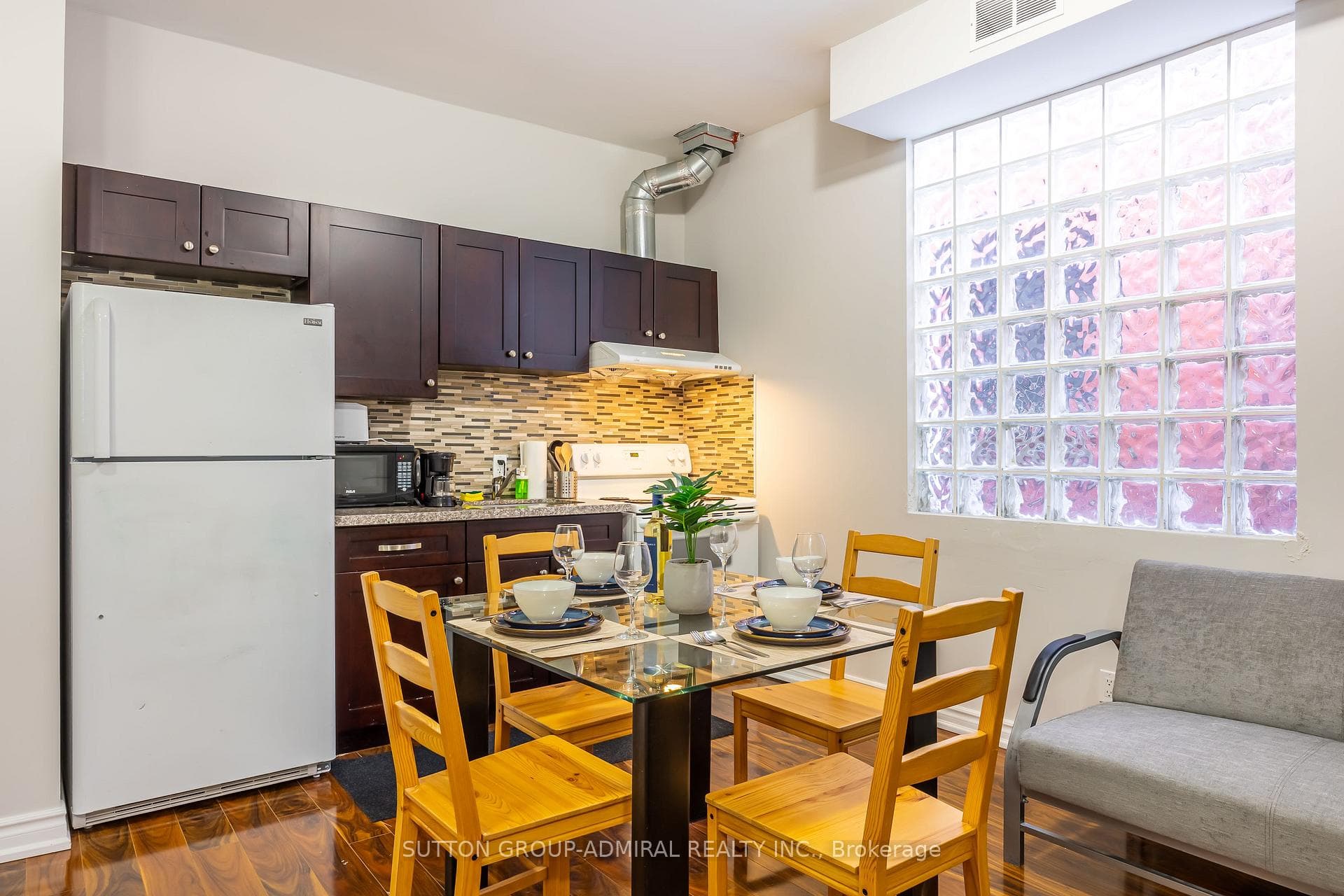 4497 Queen Street photo 23