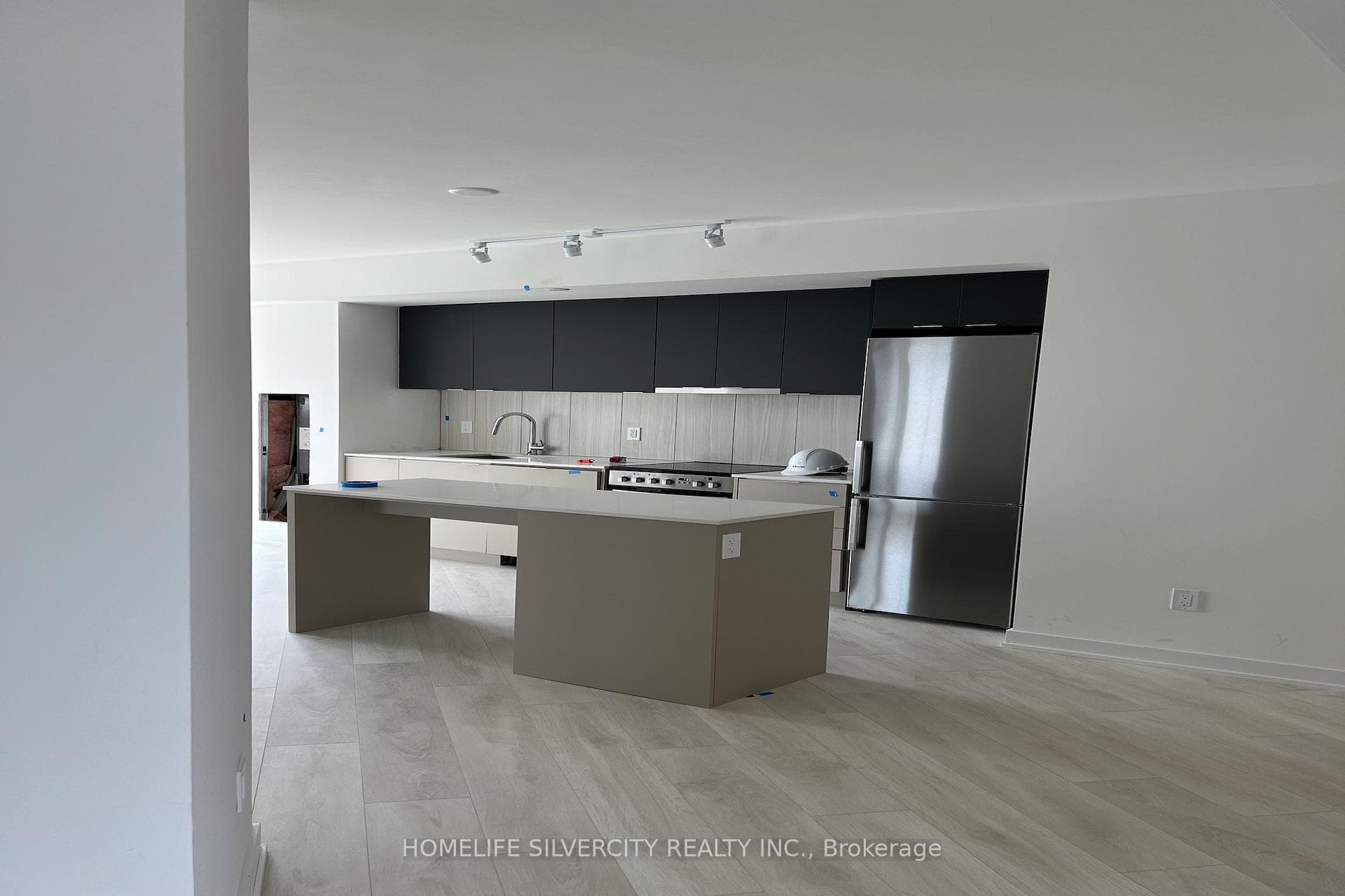 8 Tippett Road Unit 1205 photo 8