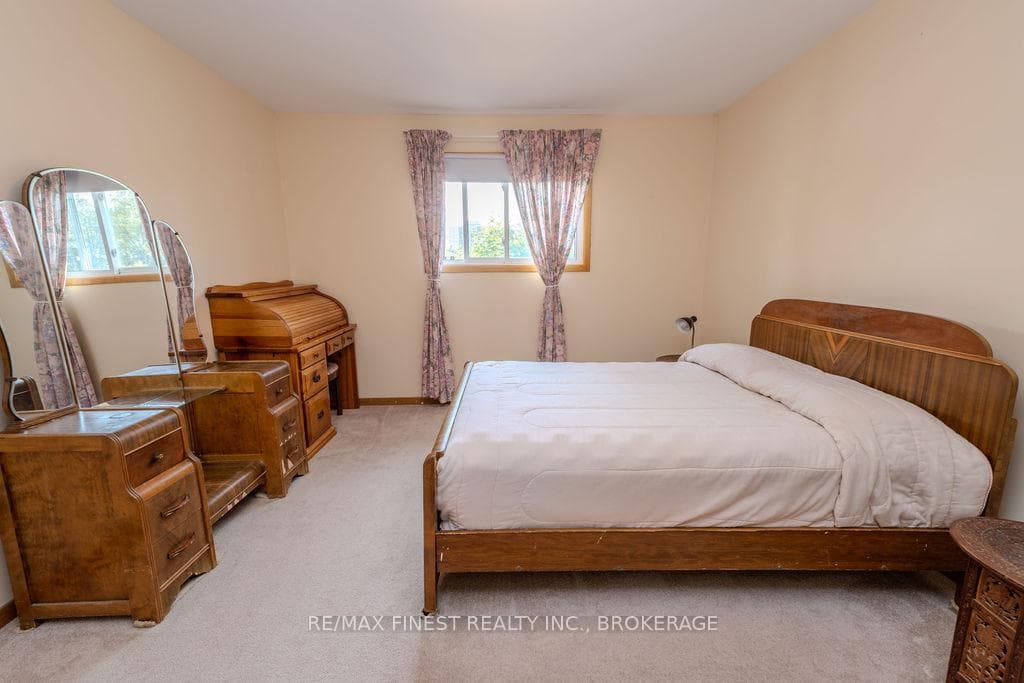 776 Cedarwood Drive photo 15