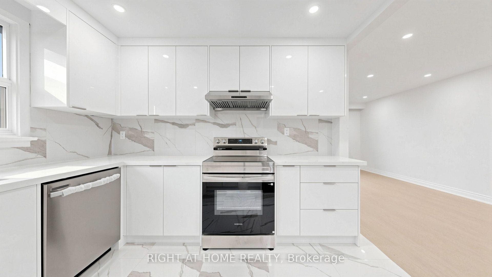 76 Fenside Drive photo 11