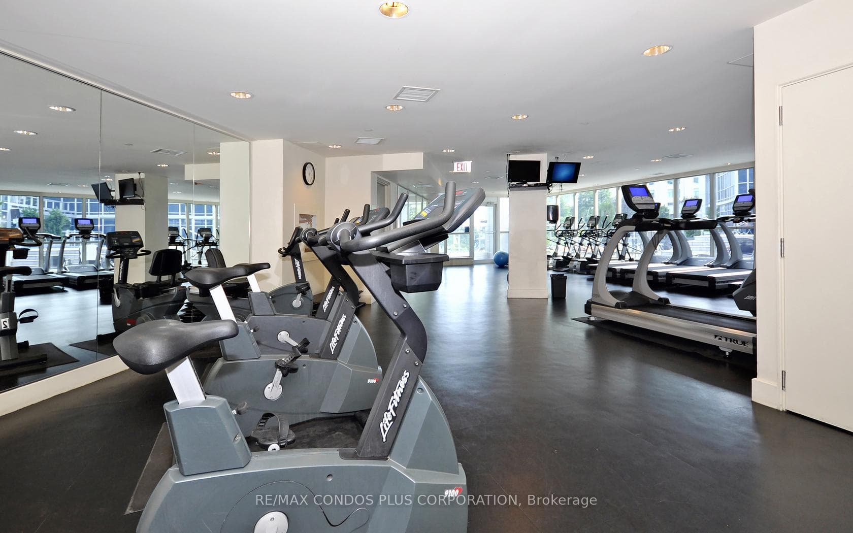 208 Queens Quay Unit PH2 photo 41