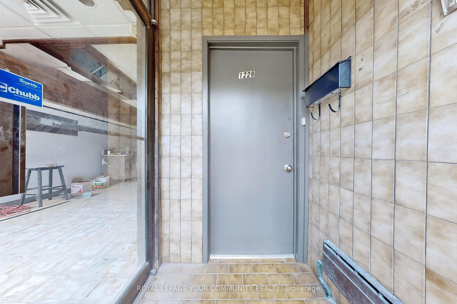 Entrance Private Entrance