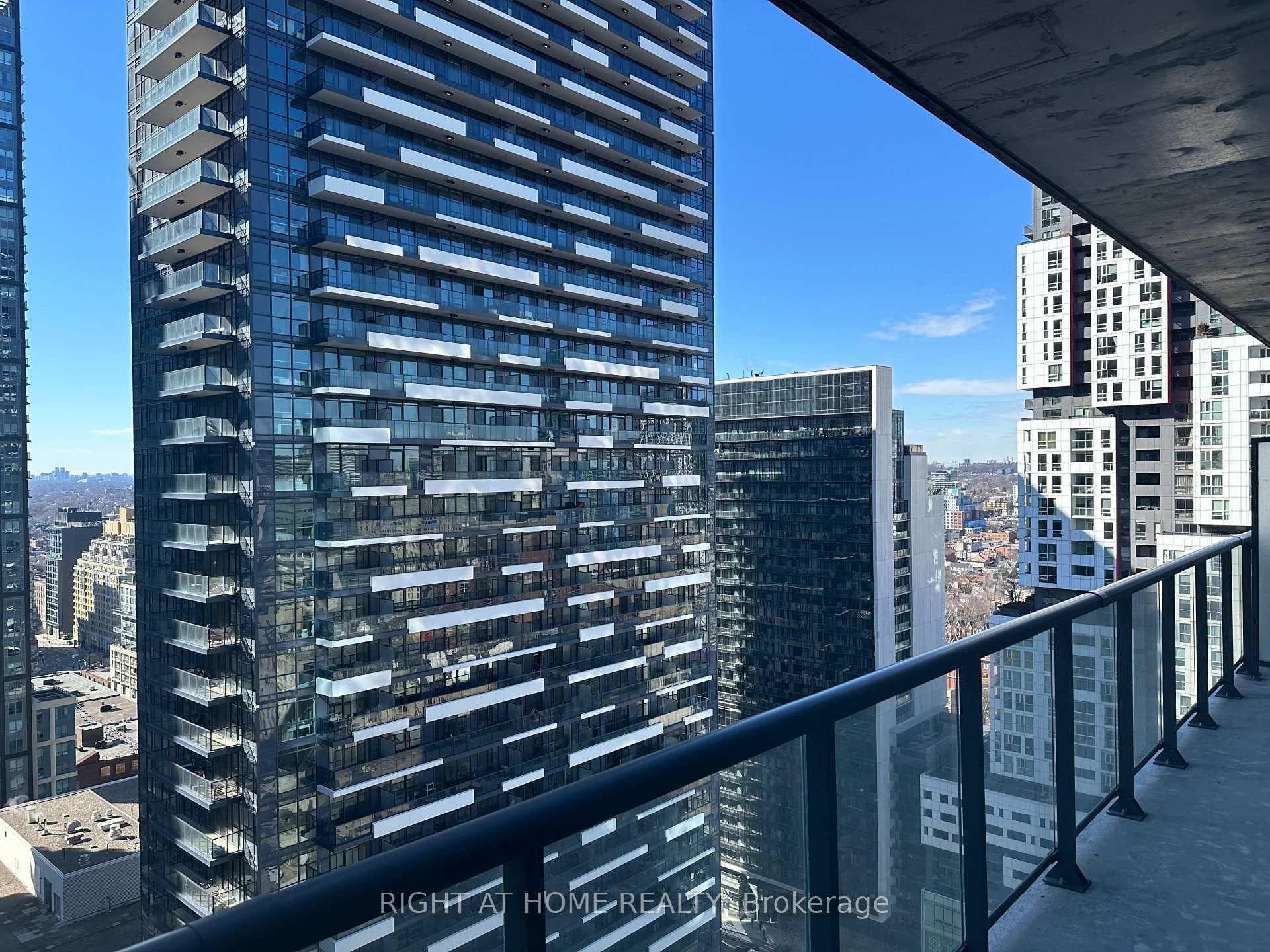 290 Adelaide Street Unit 2501 photo 13