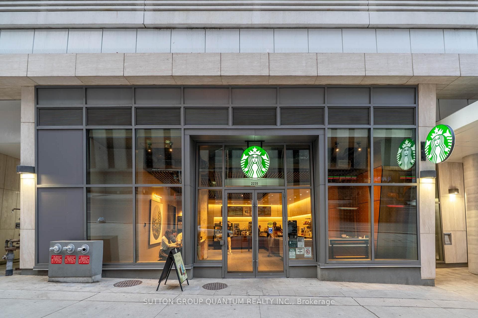 2221 Yonge Street Unit 4003 photo 41