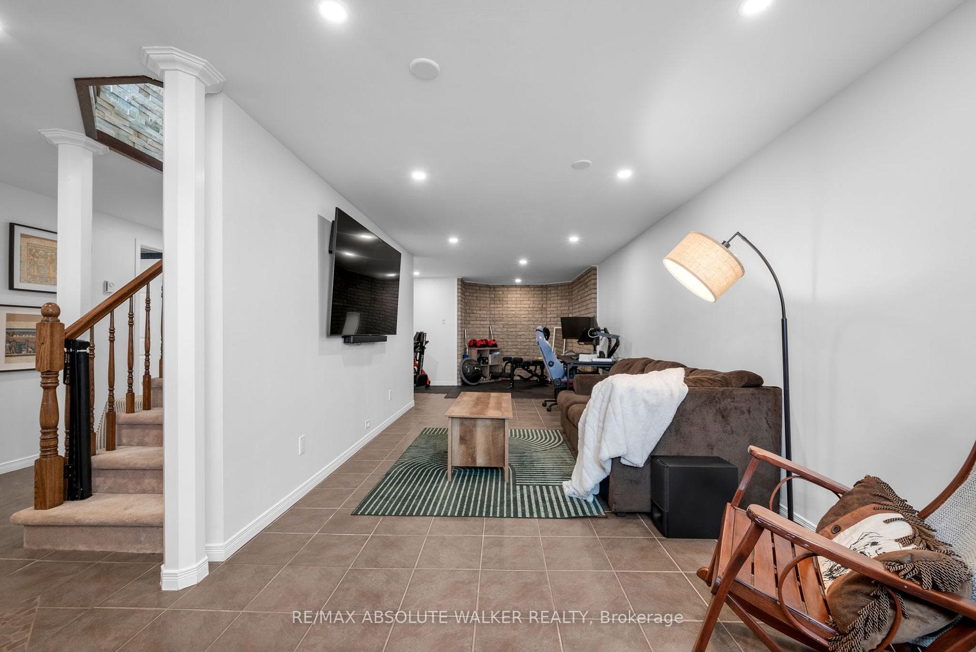 113 Richard Street photo 17