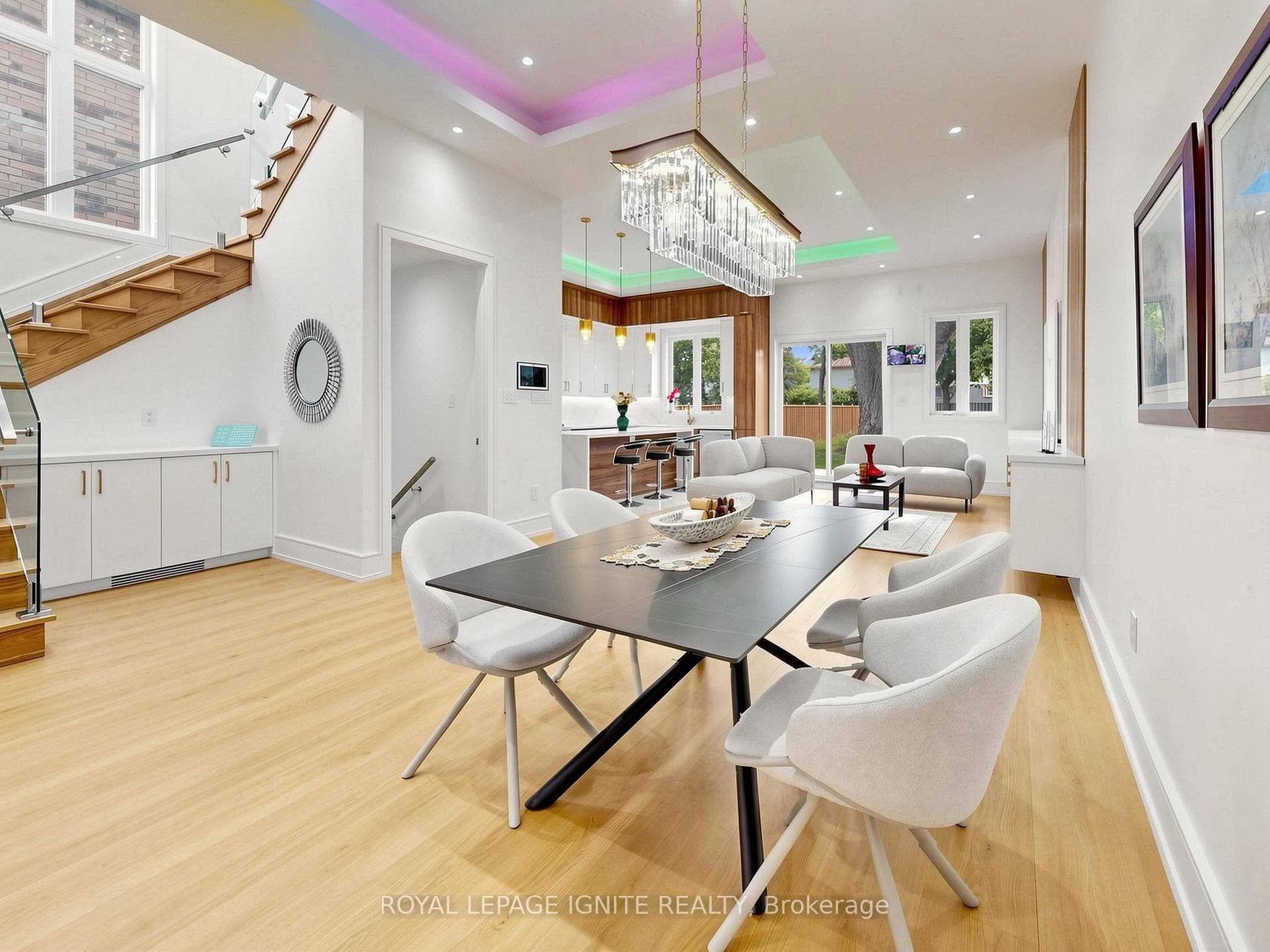 160 Manse Road photo 12