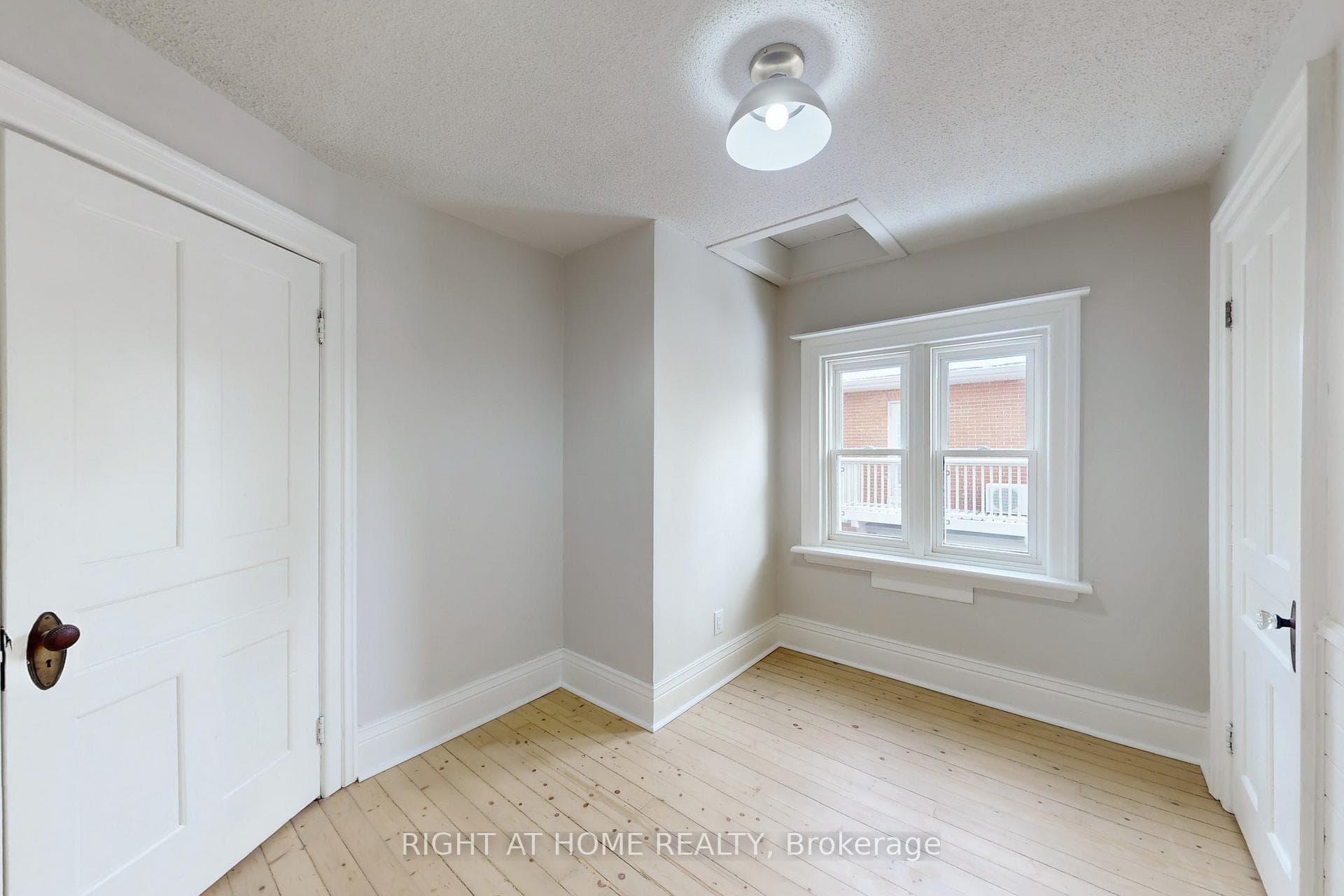 333 Millard Avenue Unit Upper photo 13