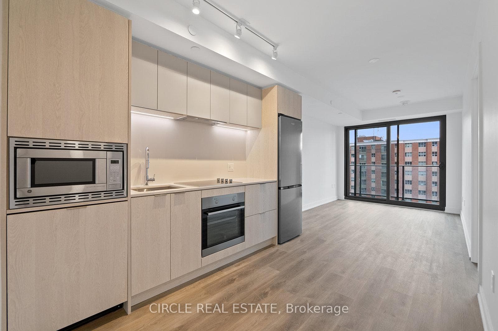 1 Jarvis Street Unit 1007 photo 9