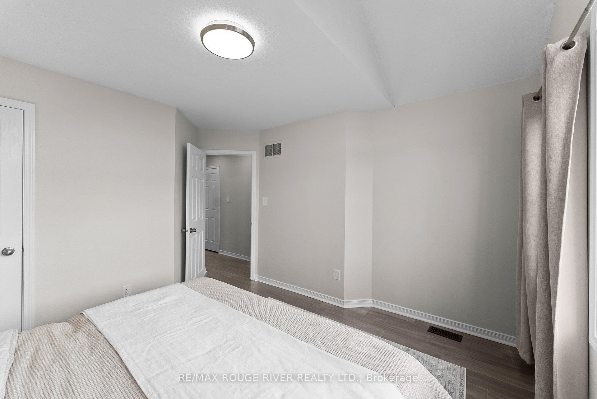 47 Feint Drive photo 25