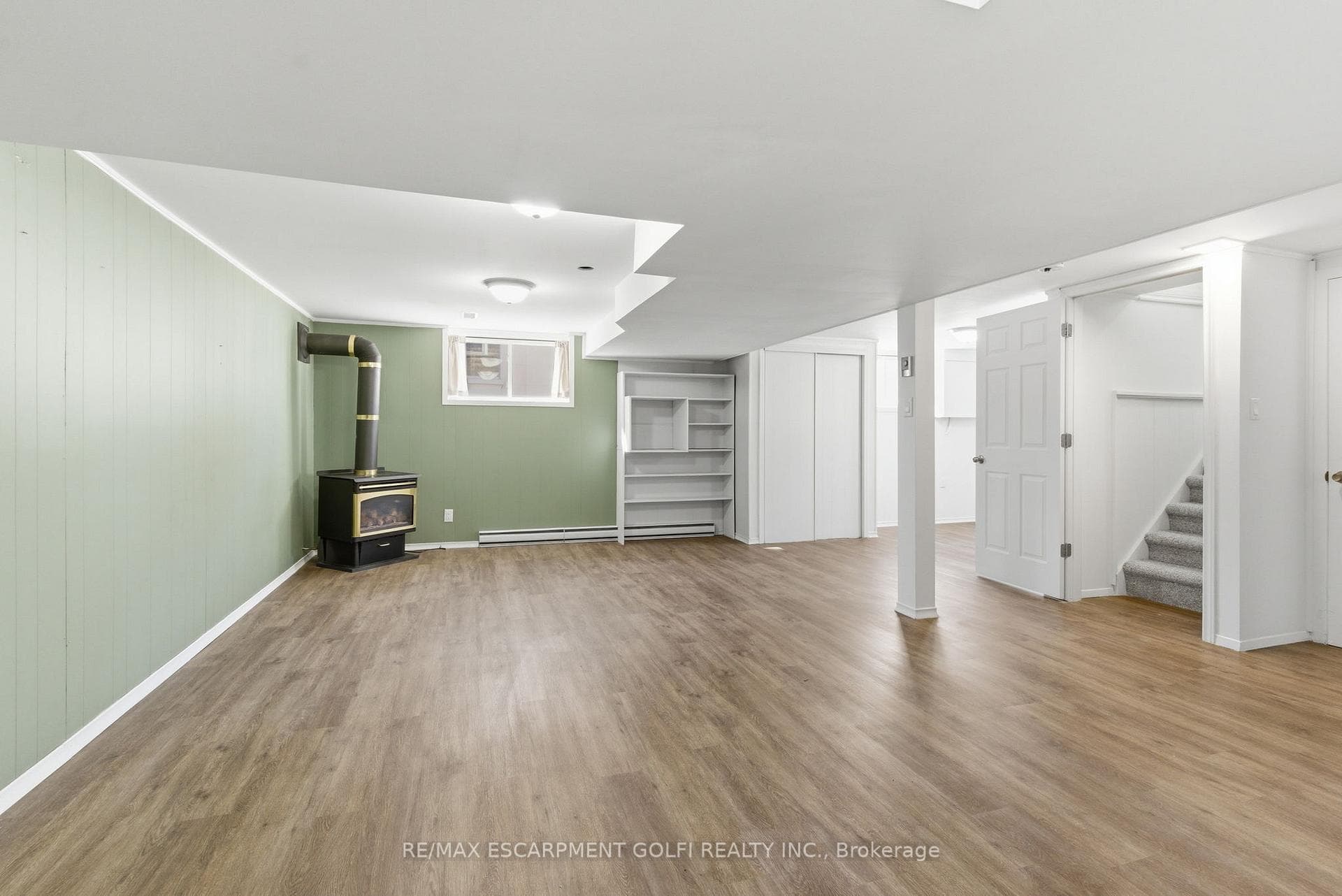 216 Walter Avenue photo 30