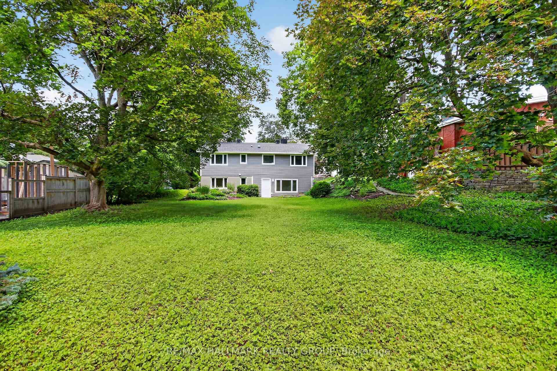 1054 Chelsea Drive photo 46