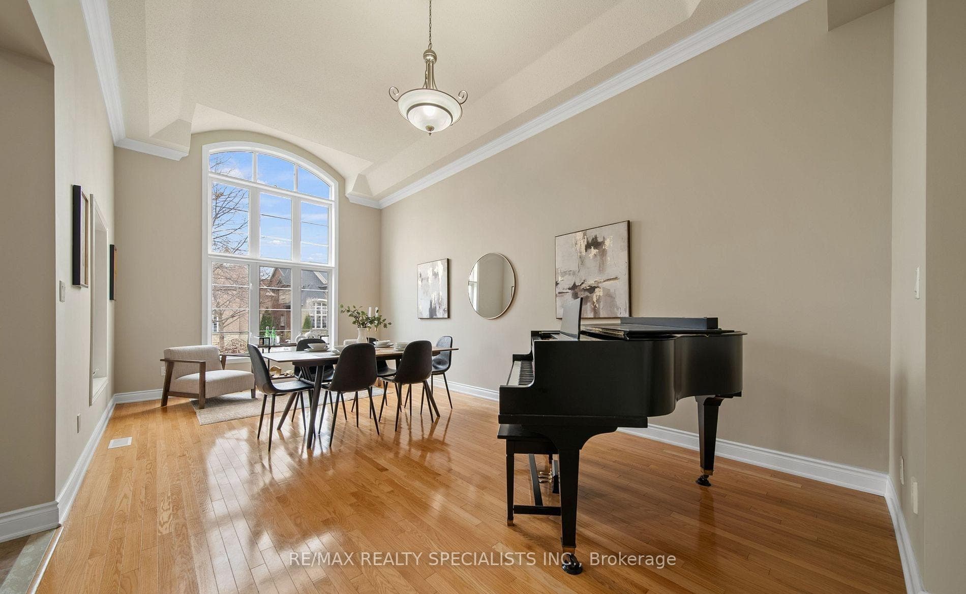 31 Saint Hubert Drive photo 7