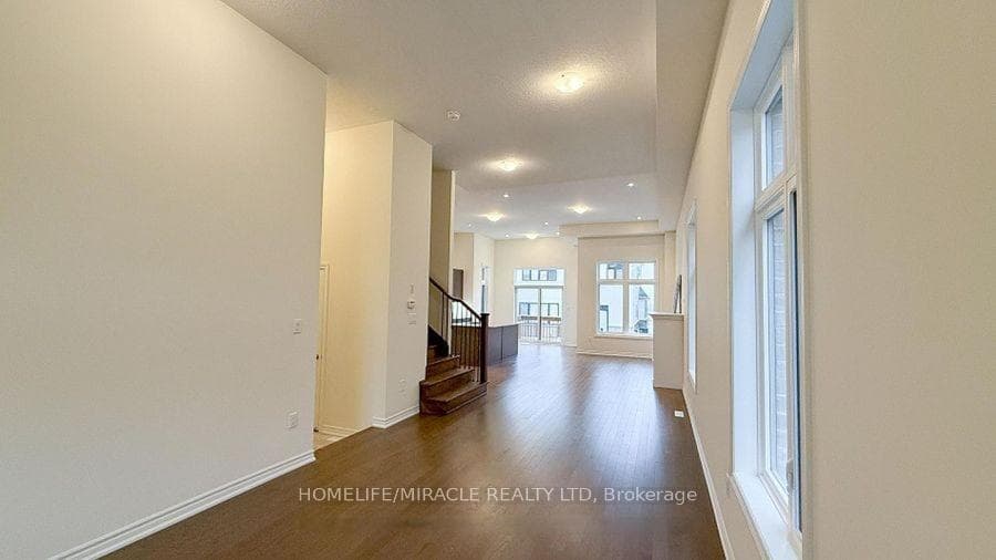 1135 Plymouth Drive photo 3