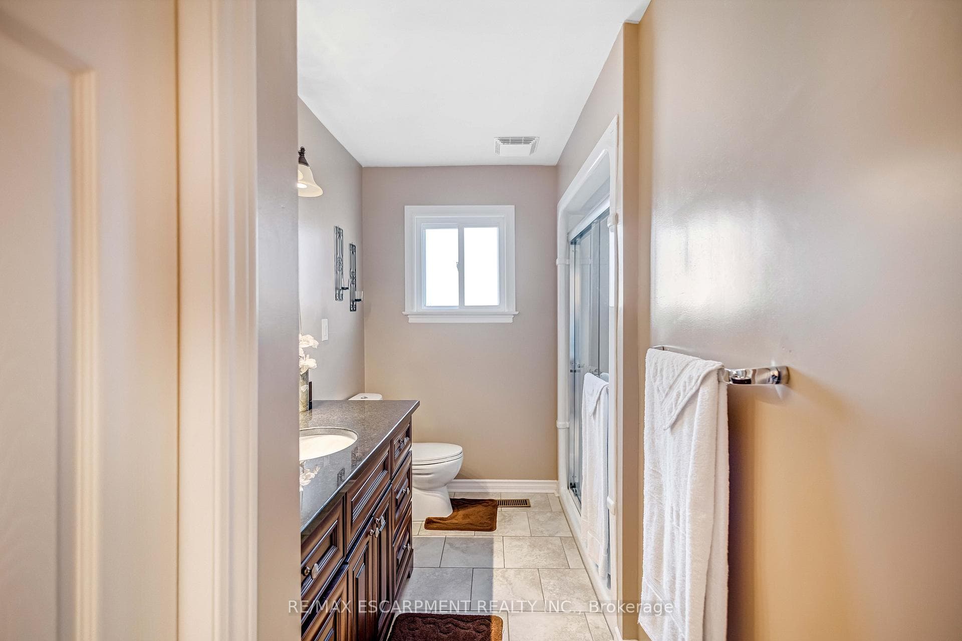 97 Kinross Street photo 20