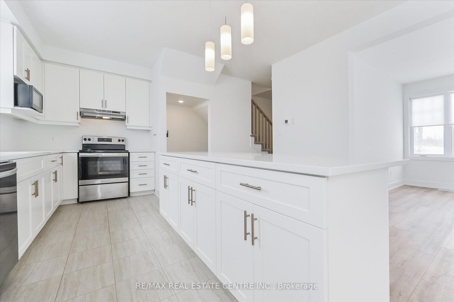 690 Broadway Avenue Unit 3 photo 6