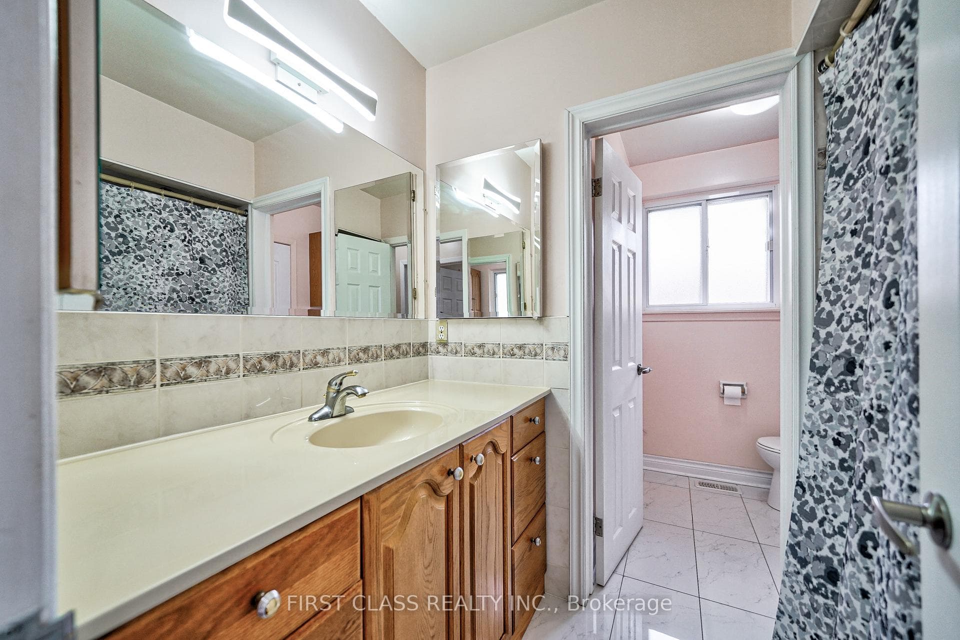 82 Marilake Drive photo 16