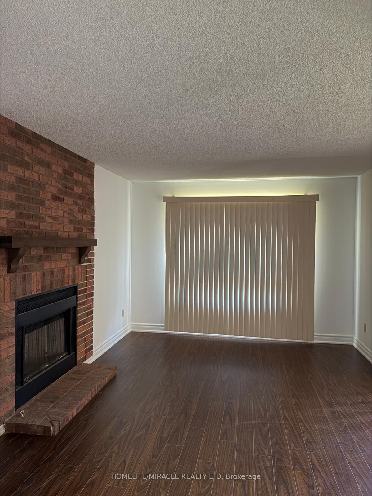 51 Wright Crescent photo 14