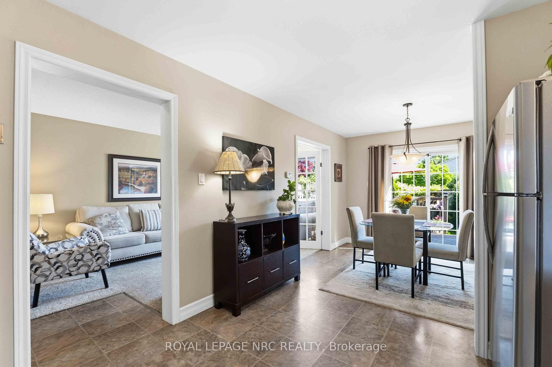 7 Naples Court photo 16