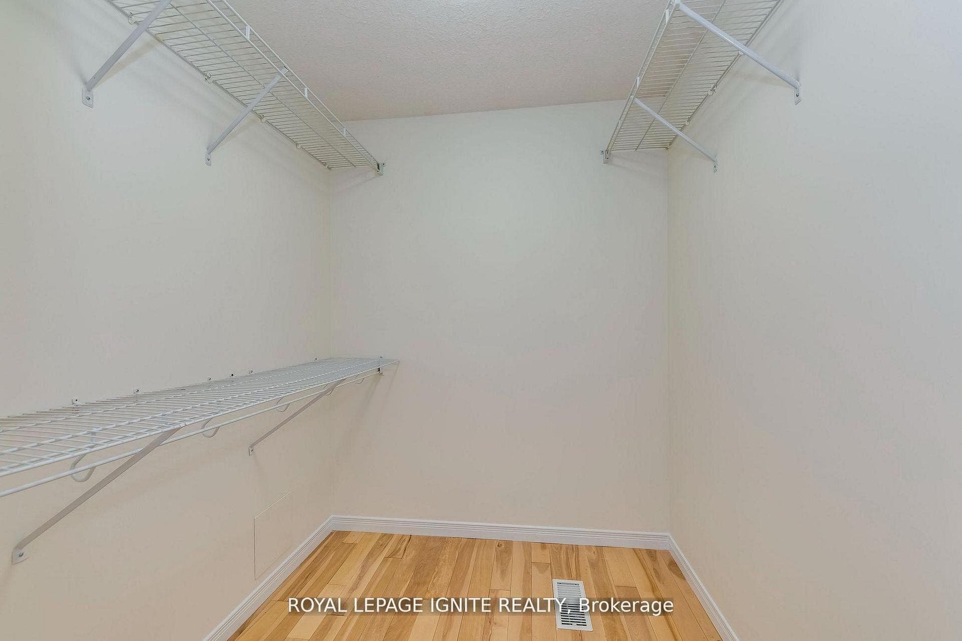 64 Templewood Drive photo 27