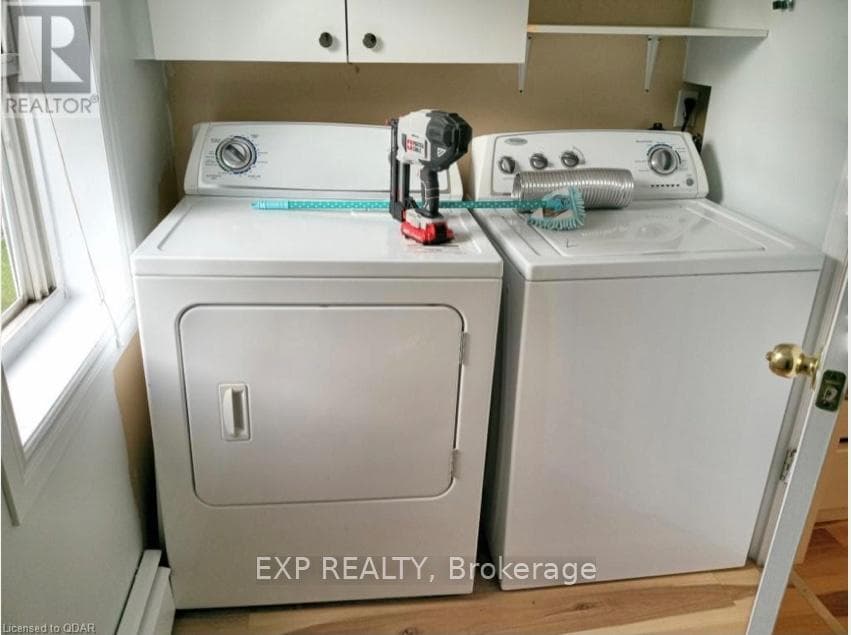 132 MOIRA Street photo 22