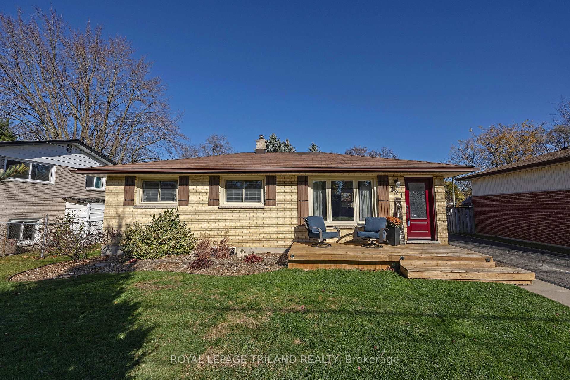 321 Beattie Street photo 1