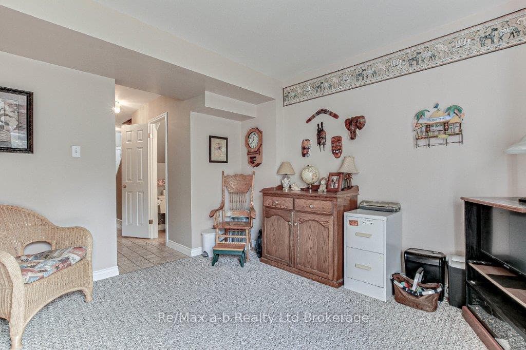 46 Conestoga Road Unit 13 photo 6