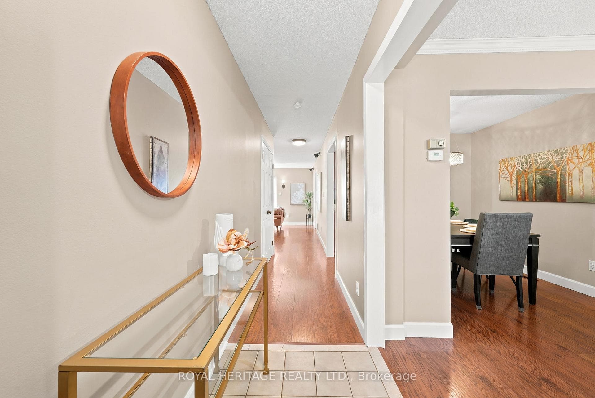 689 Pascoe Court photo 4