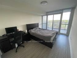 35 Hollywood Avenue Unit 1722 photo 4