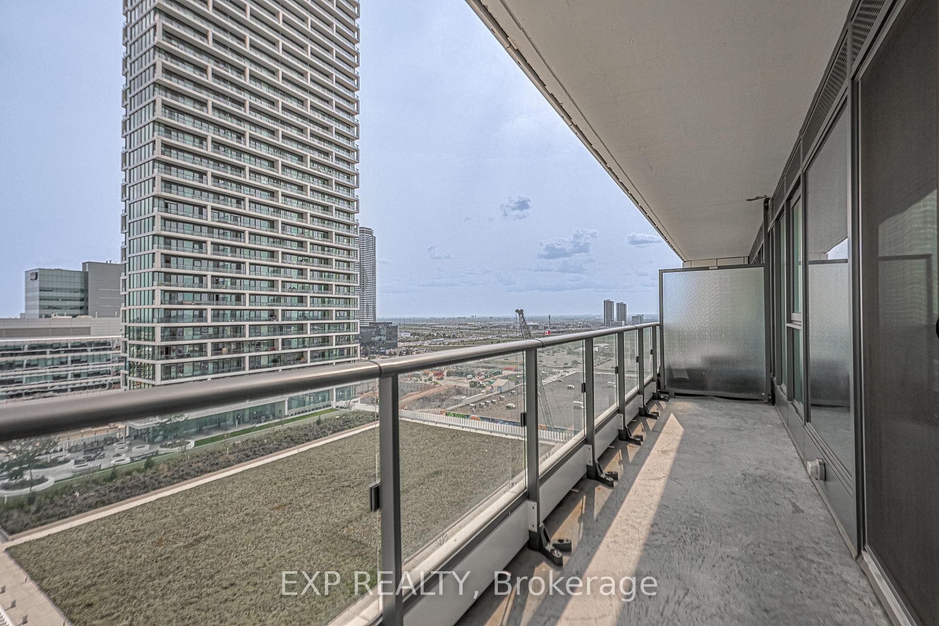 898 Portage Parkway Unit 1703 photo 19