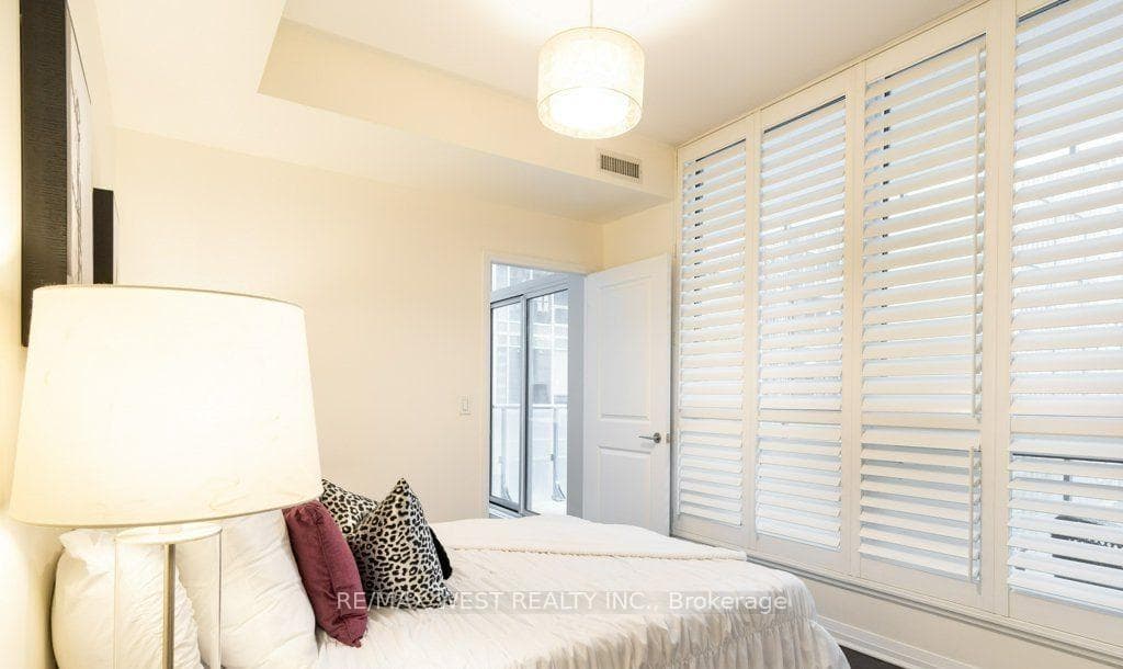 8 Mercer Street Unit 1308 photo 21