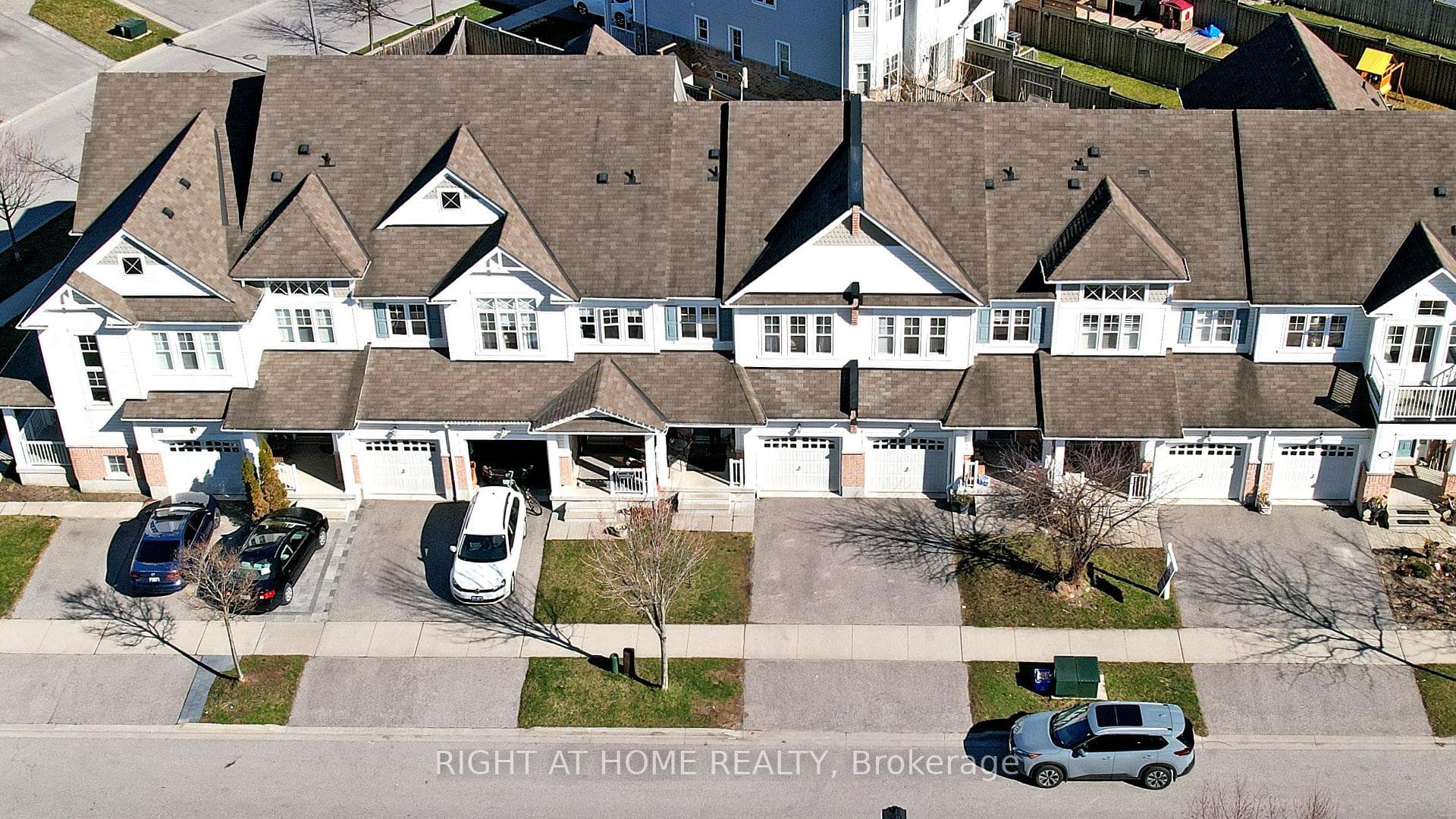 47 Harbourside Drive photo 32