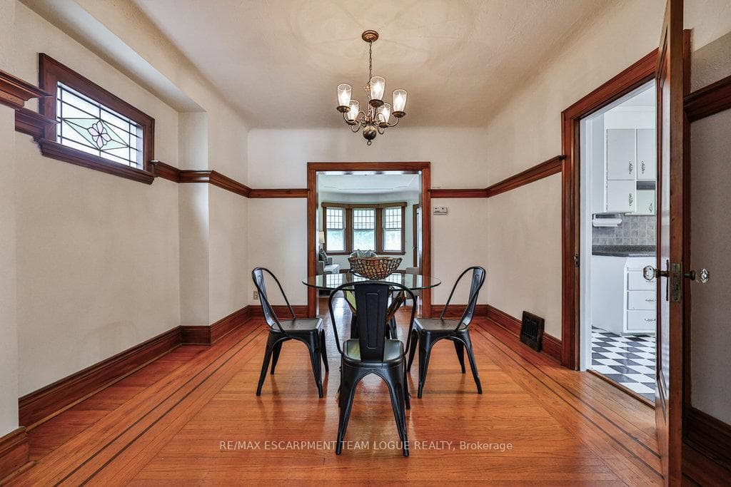 80 Arkell Street photo 11