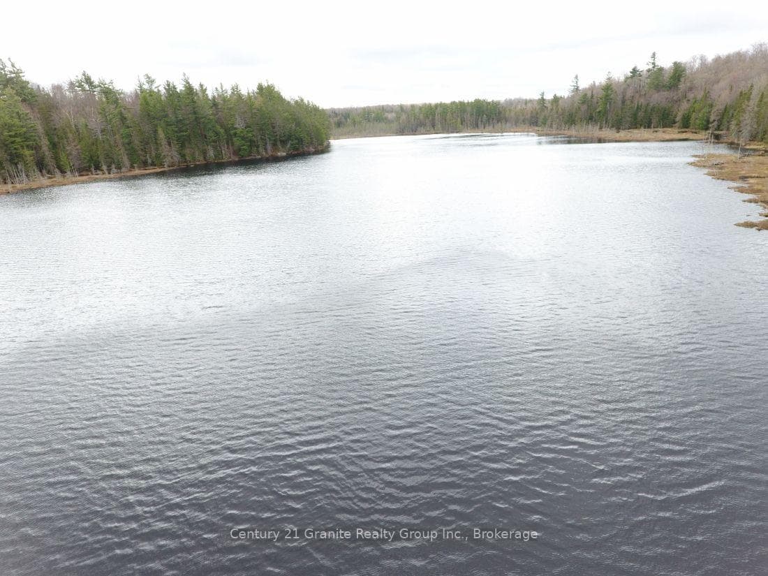 2057 MADAWASKA Road photo 30