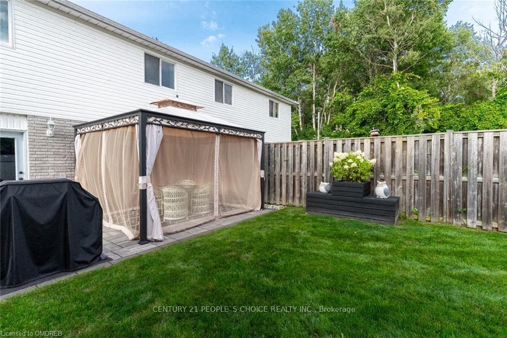 18 Buchanan Crescent photo 35