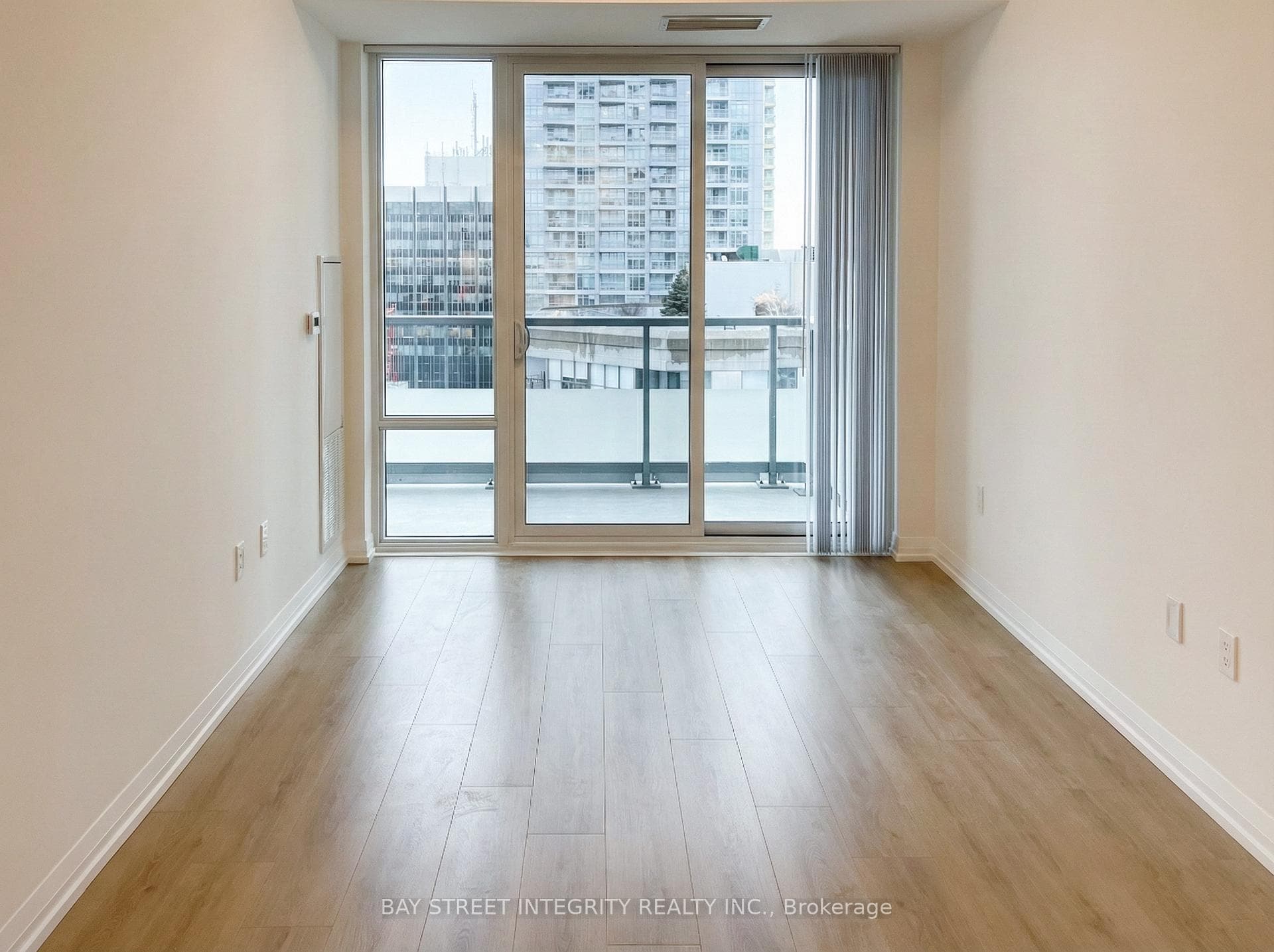 25 Holly Street Unit 2010 photo 6