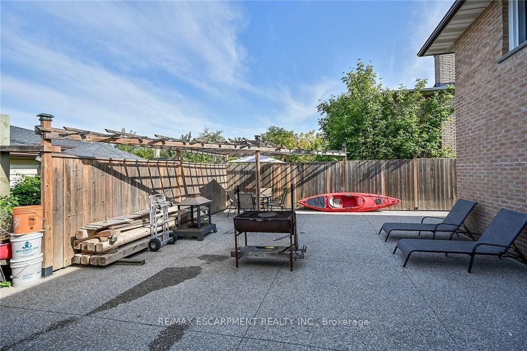 28 Tara Court photo 48