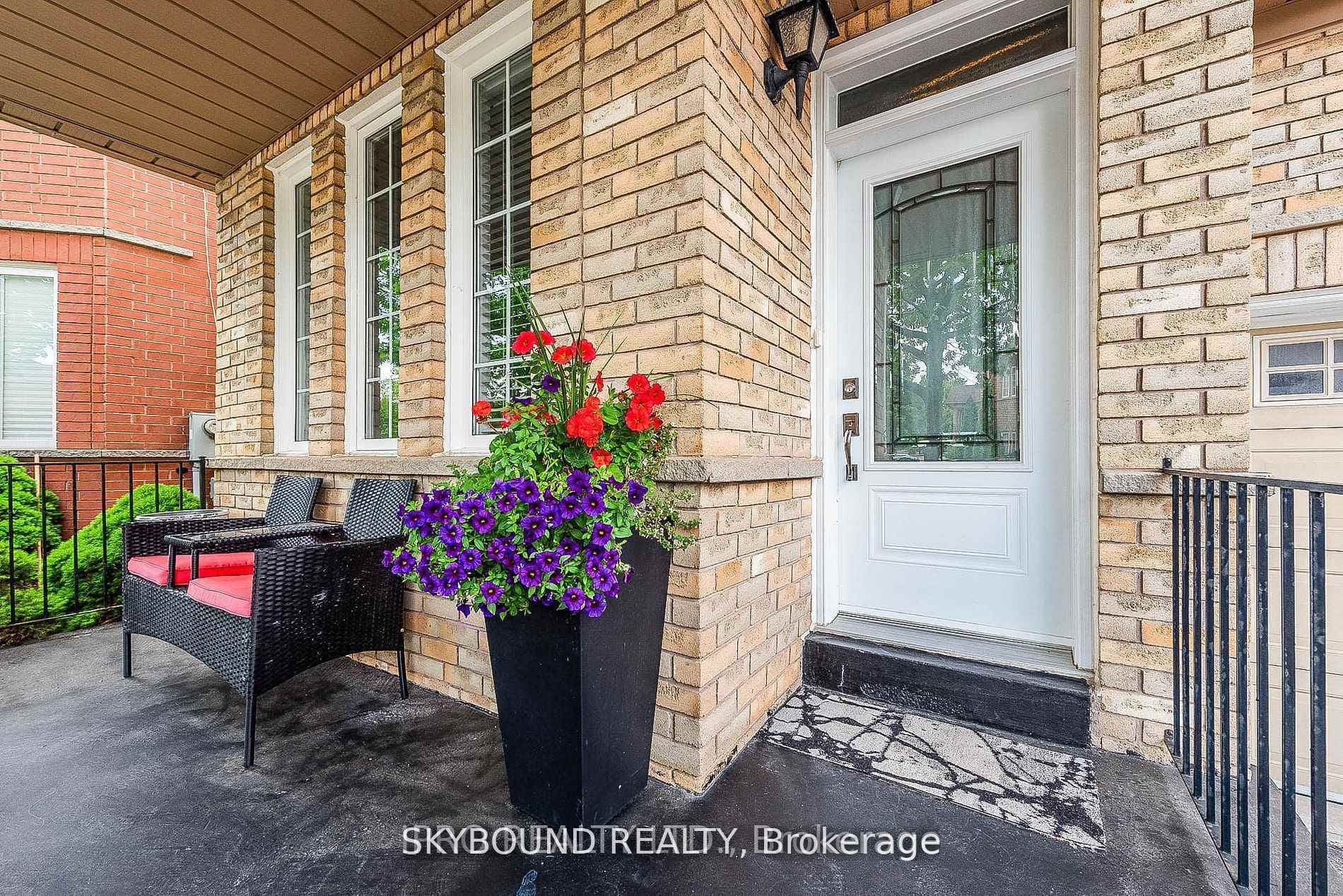 66 Skylark Drive photo 5