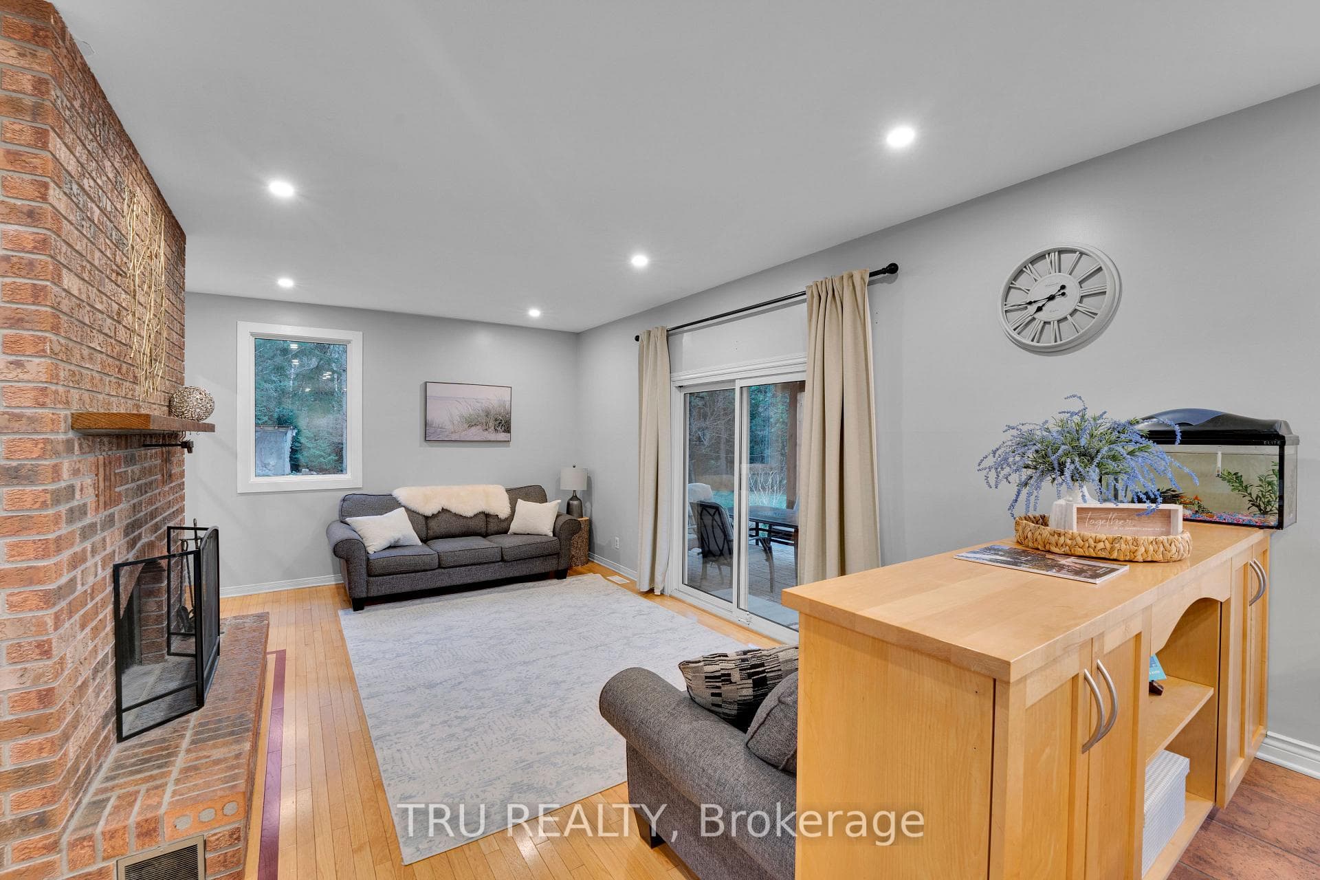 2529 MARSHWOOD Road photo 12