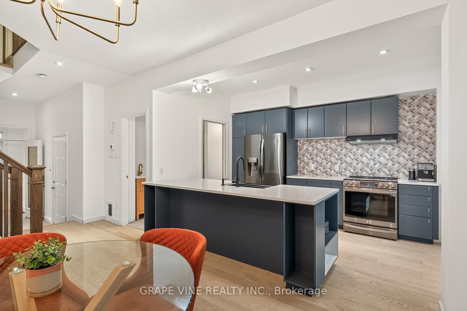 2209 Angelica Avenue photo 10