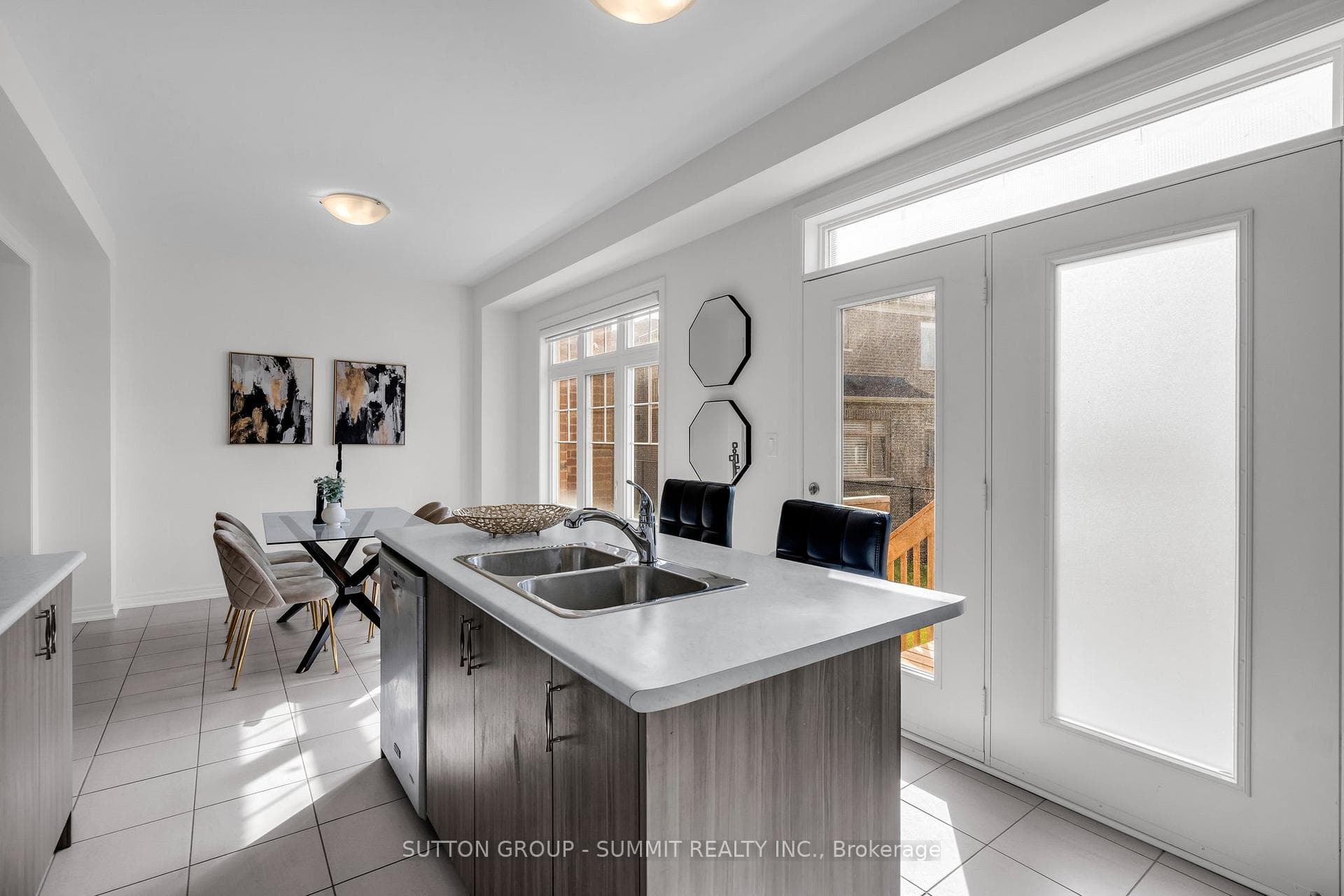 60 HAGER CREEK Terrace photo 13