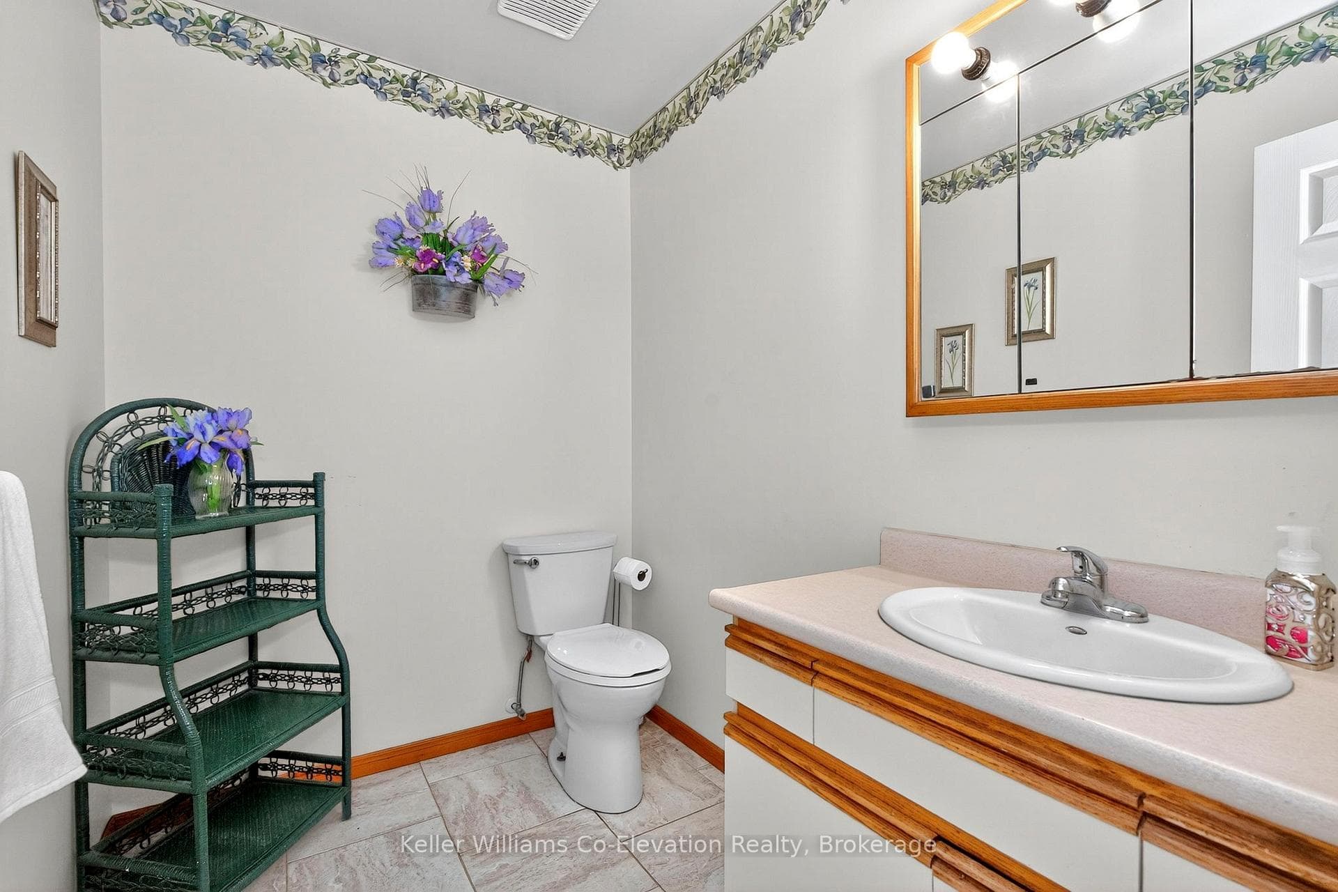 924 6 County Road photo 11