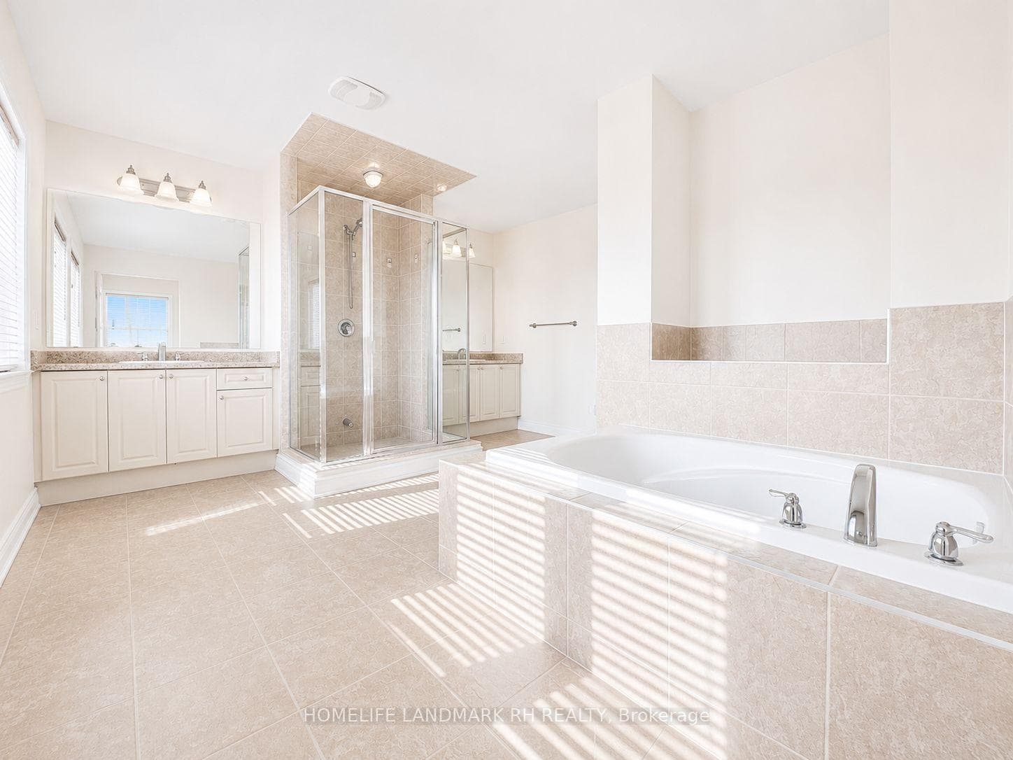 158 ROTHBURY Road photo 18