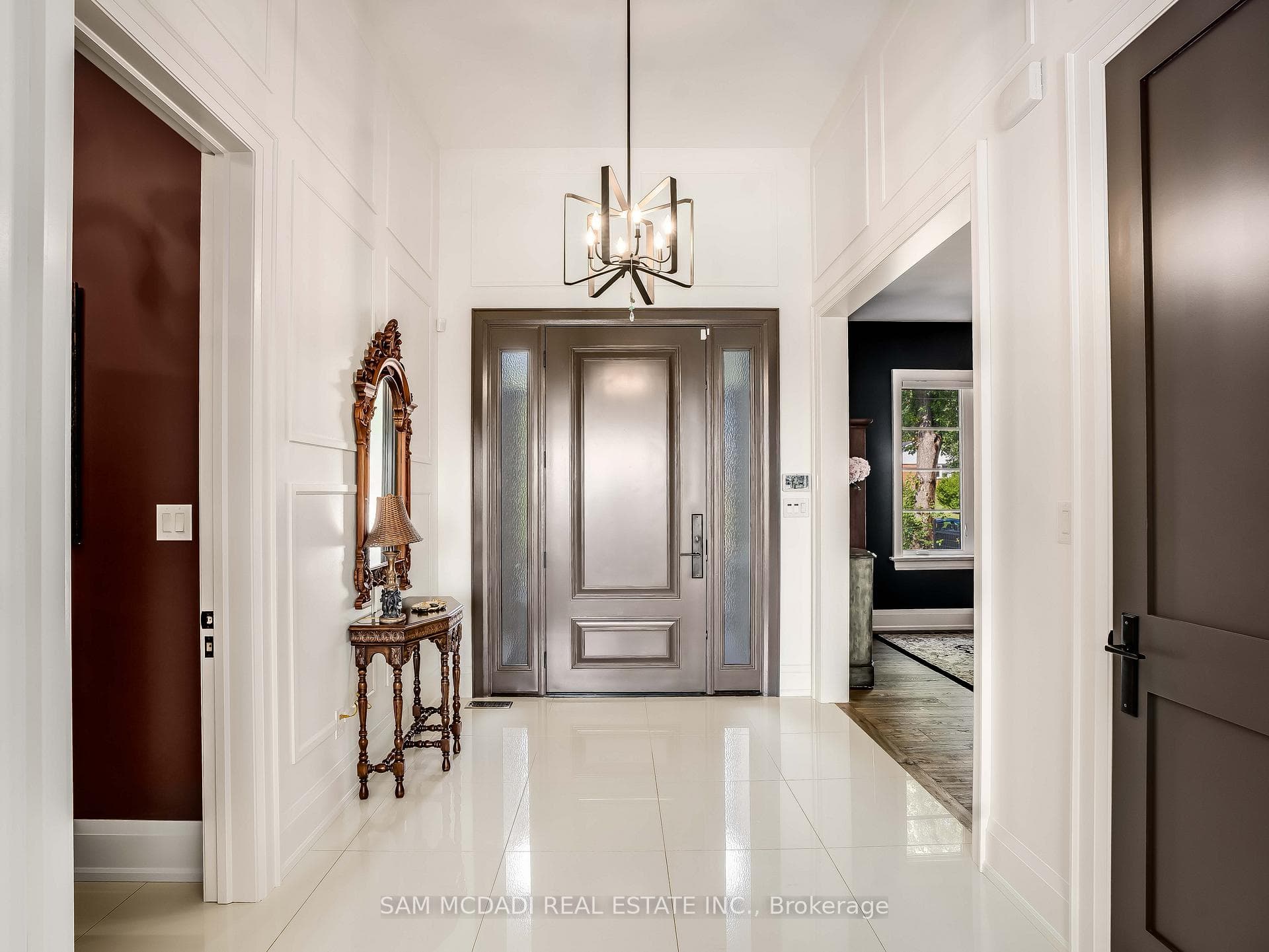 4086 Hickory Drive photo 2
