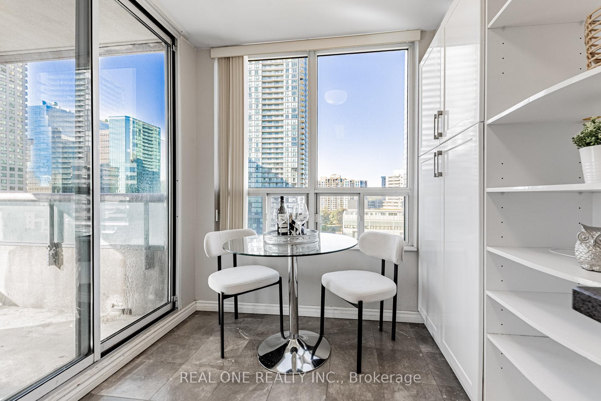 238 Doris Avenue Unit 1503 photo 12