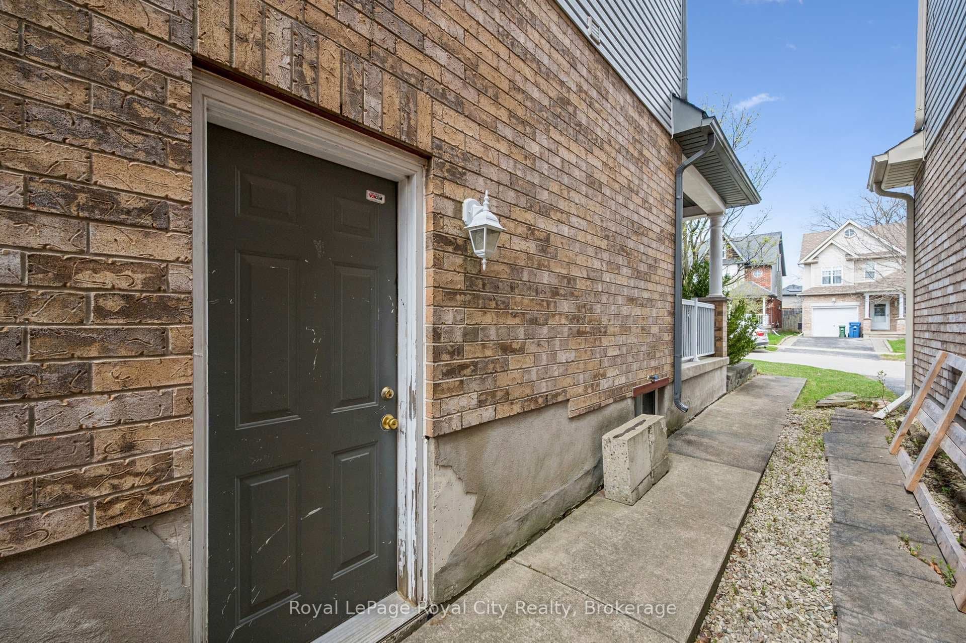 30 Darnell Road photo 35